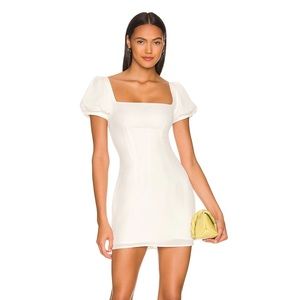 Maddy mini white dress puff sleeves